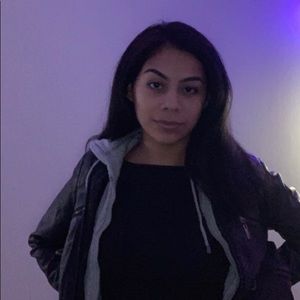 Meet your Posher, Lucia